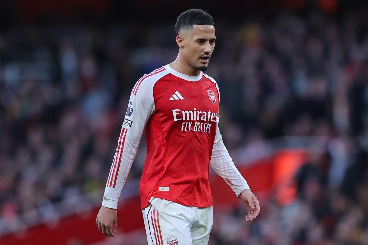 万向娱乐注册-记者：萨利巴因轻微脚踝扭伤缺阵，只是出于预防考虑