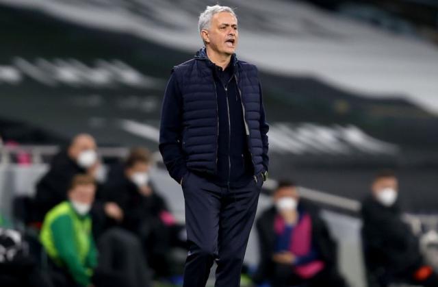 万向娱乐下载-穆里尼奥：阿利的麻烦事都结束了 我们有一块瑰宝